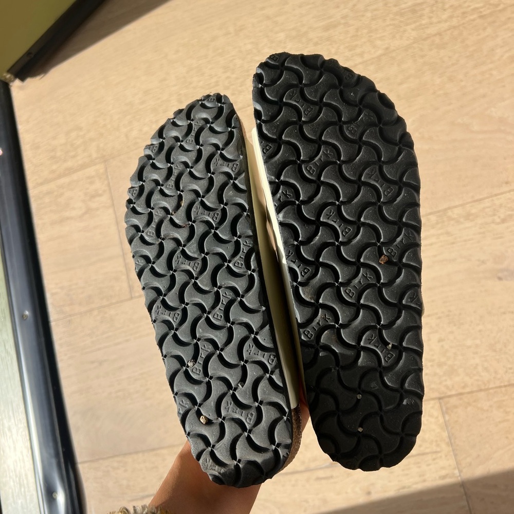 Arizona Big Buckle High Shine Birkenstock - Picture 4 of 6
